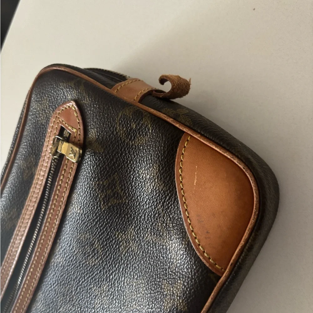 Louis Vuitton Marly Dragonne Vintage Wristlet Monogram Clutch